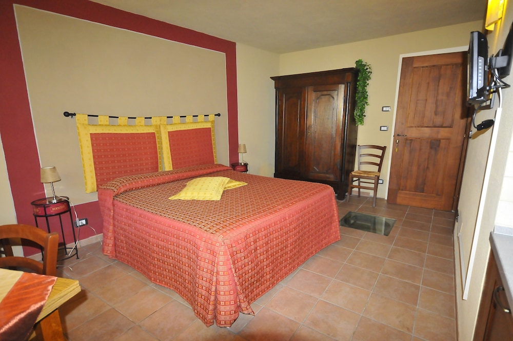 Double Room, Hill View (Dolcetto) photo 1