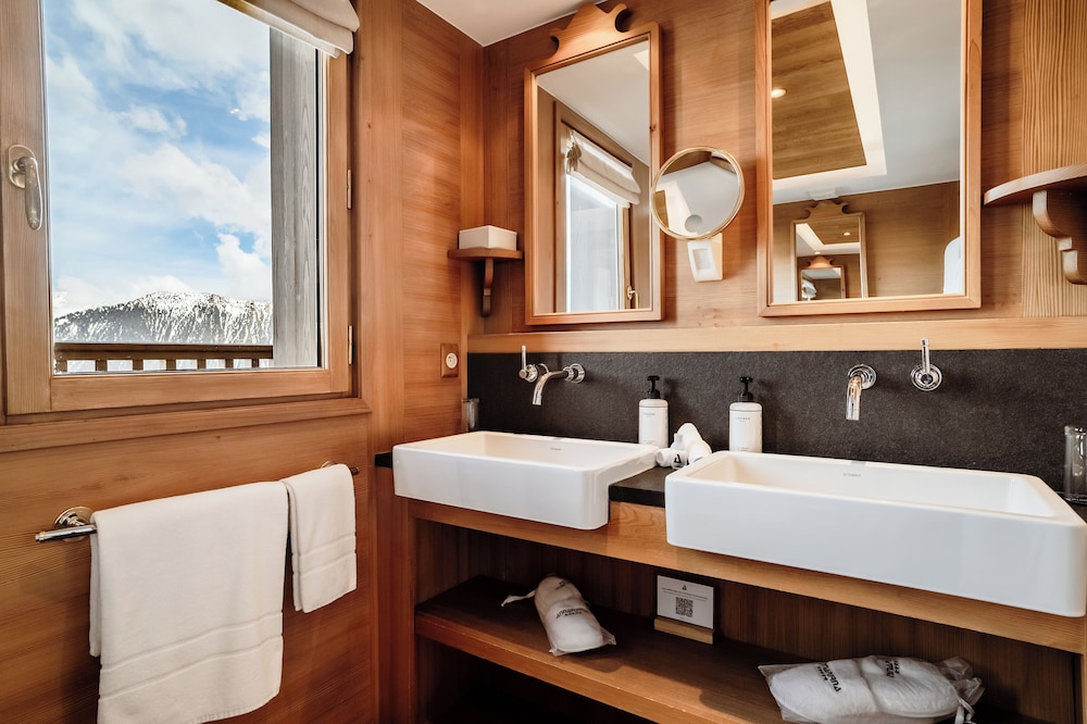 Suite (Makalu)
