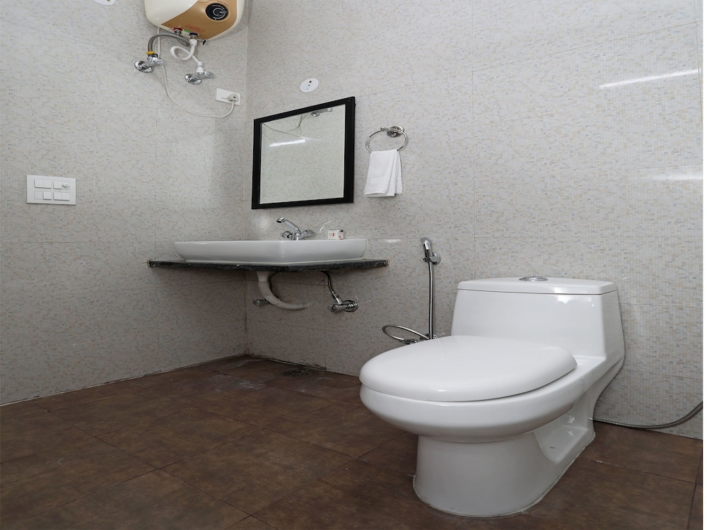 Double Or Twin Room photo 3