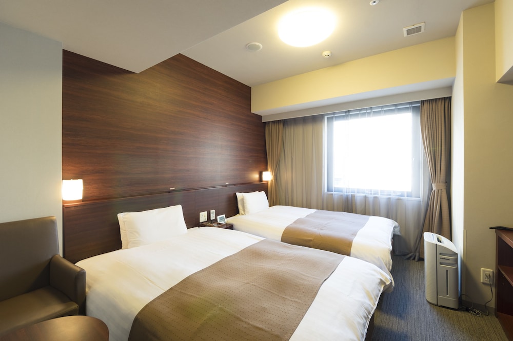 Connecting Room, Non Smoking (No Housekeeping) photo 2
