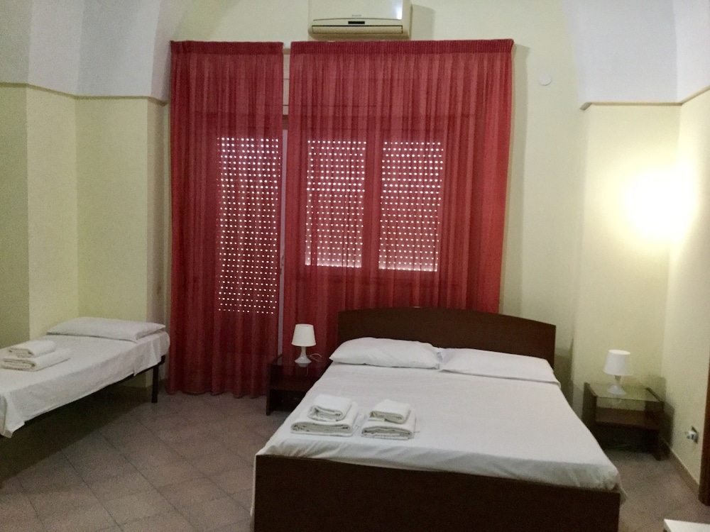Triple Room, Kitchenette