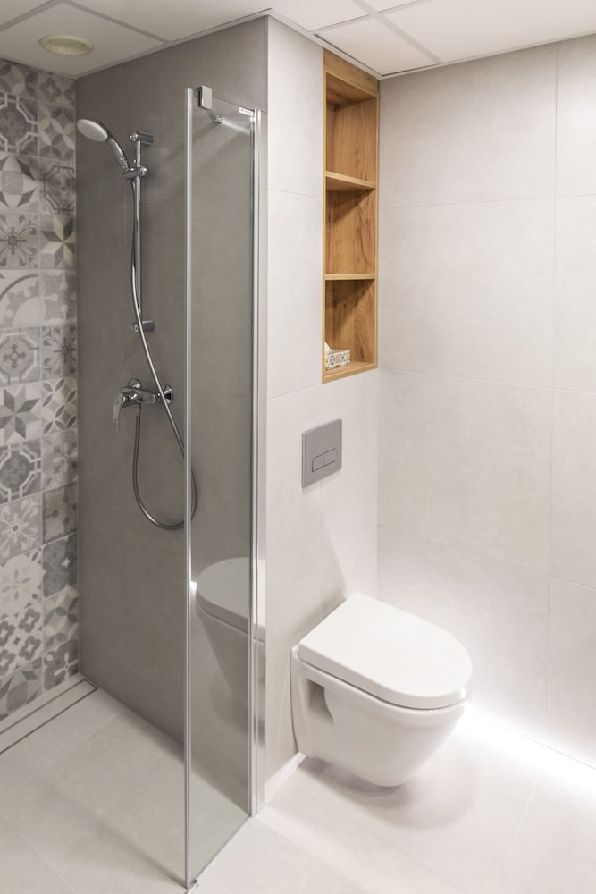 Standard Double Room - Photo 6