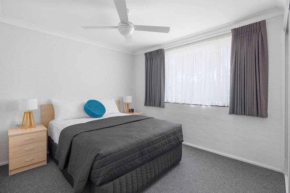 2 Bedroom Unit photo 2