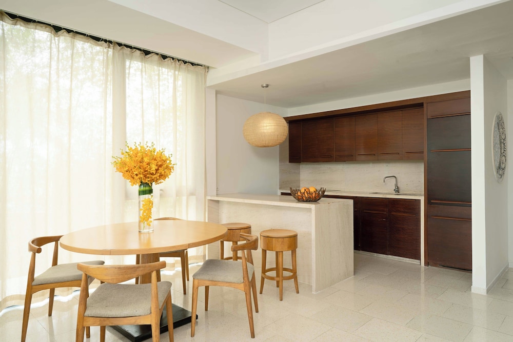 2 Bedroom Residence - Photo 8