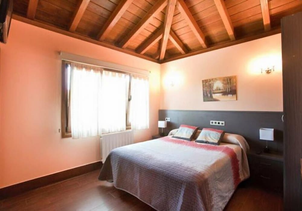 Double Room, 1 Queen Bed photo 2