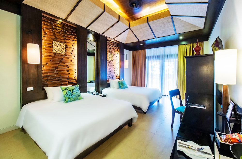 Deluxe Room, Sea View - Photo 1