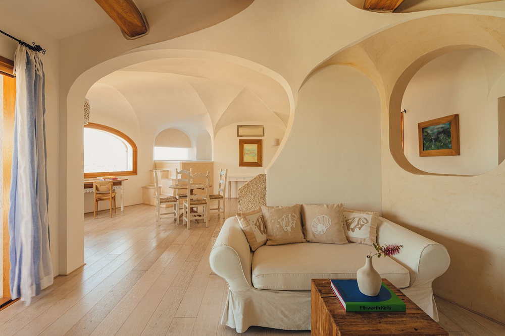 Suite (Mountain Pool) - Photo 8