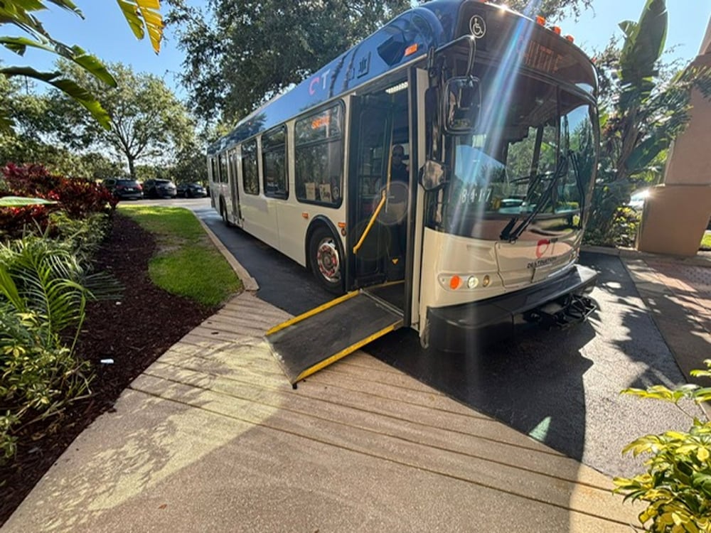 Disney Epic 1st Floor Shuttle, 사진 44