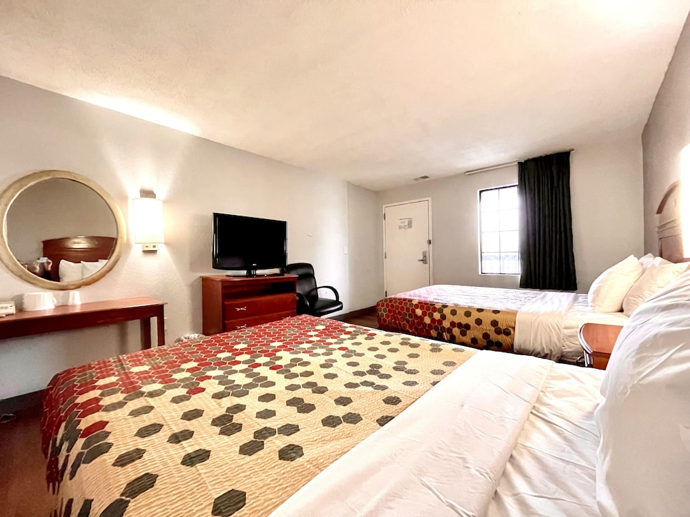 Deluxe Room, 2 Double Beds, Non Smoking - Photo 2