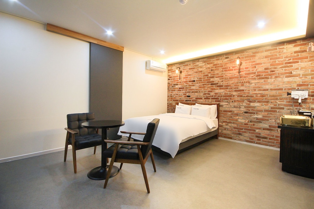 Room (+Samsung AirDresser) photo 3