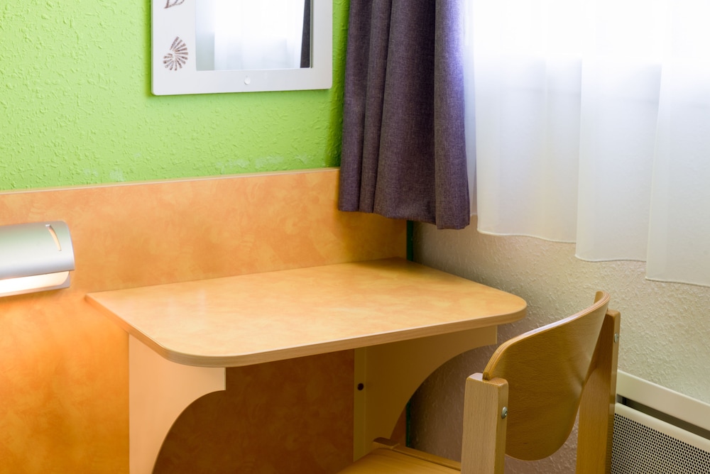 Twin Room, Accessible photo 3