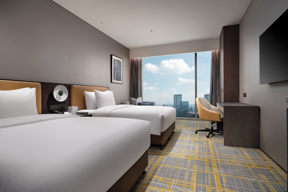 Superior Twin Room, 2 Double Beds, City View photo 1