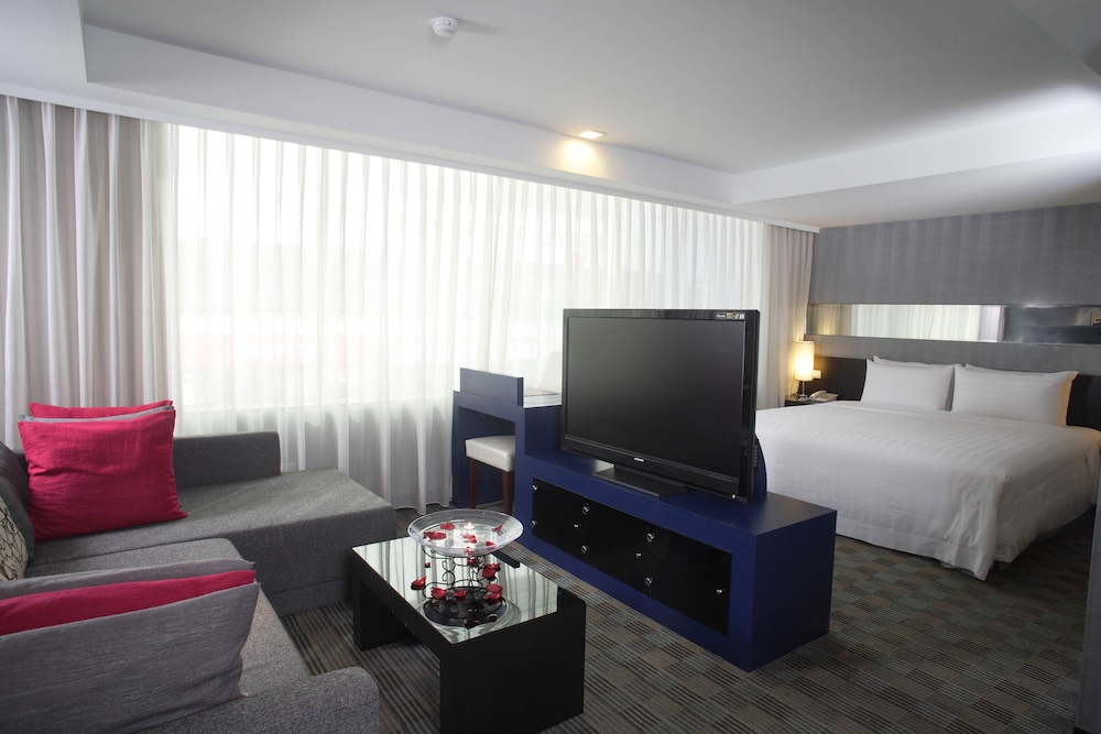 Executive Suite, 1 King Bed photo 1