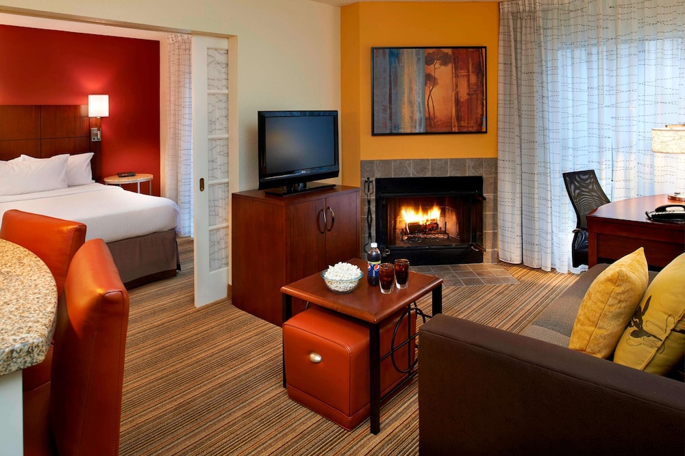 Superior Suite, 1 Queen Bed with Sofa bed (One Bedroom)