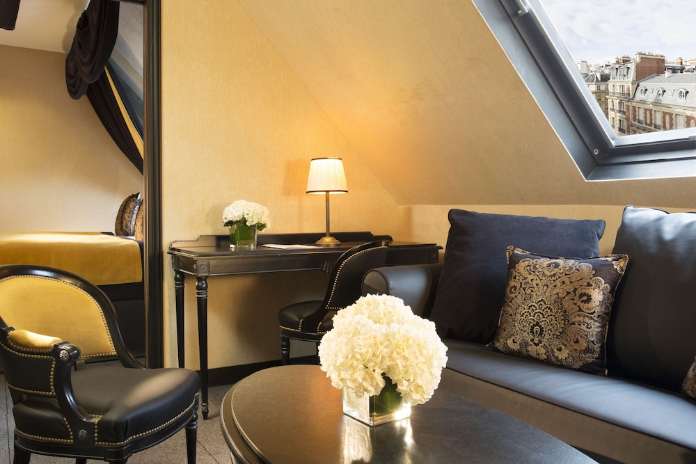 Junior Suite Parisienne Mansardée