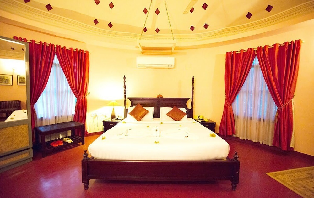 Classic Villa, Garden View photo 2