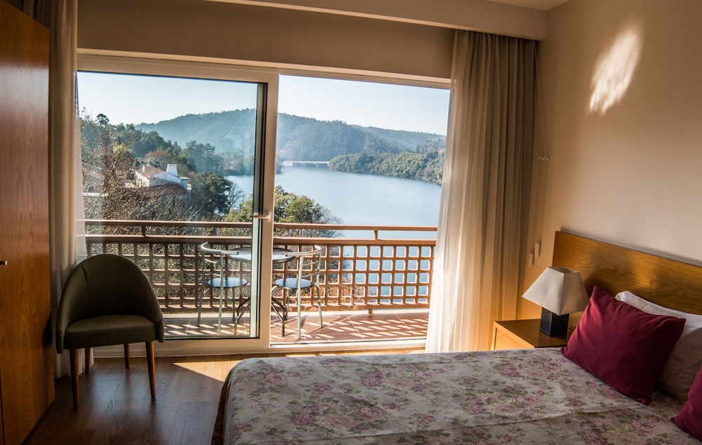 Panoramic Double Room, River View photo 3