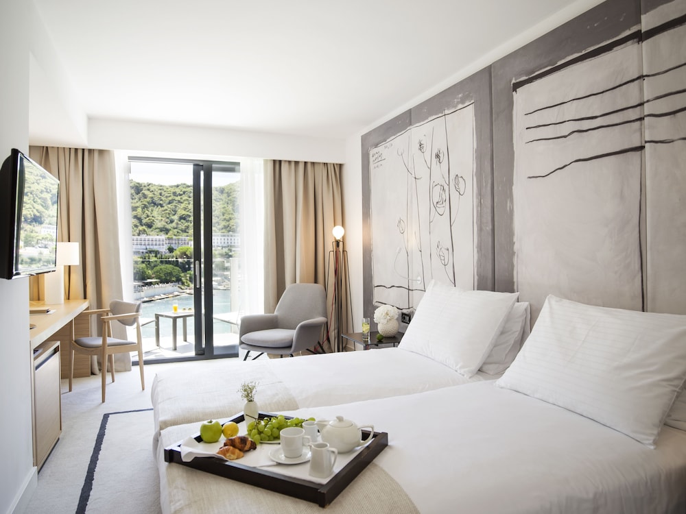 Superior Double Room, Balcony