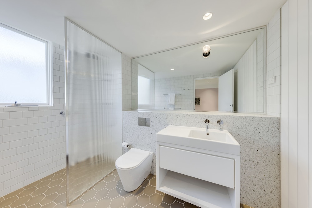 2 Bedroom Twin Apartment