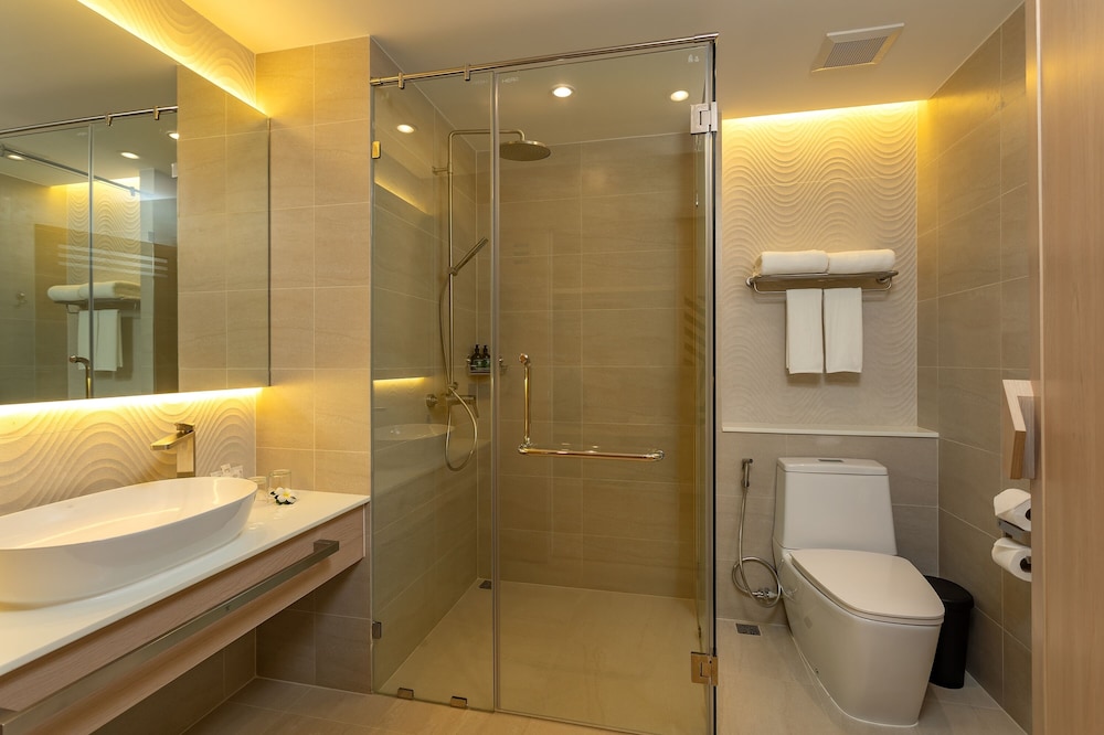 Family Room, Pool Access - Photo 2