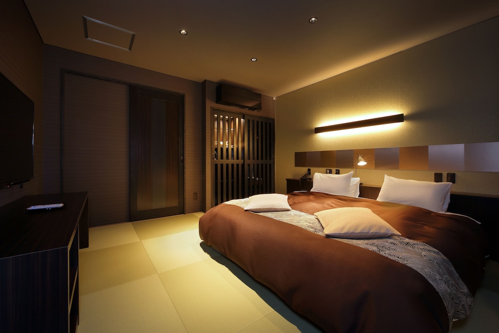 Run of House ( 3 type of Japanese Western Style Room)
