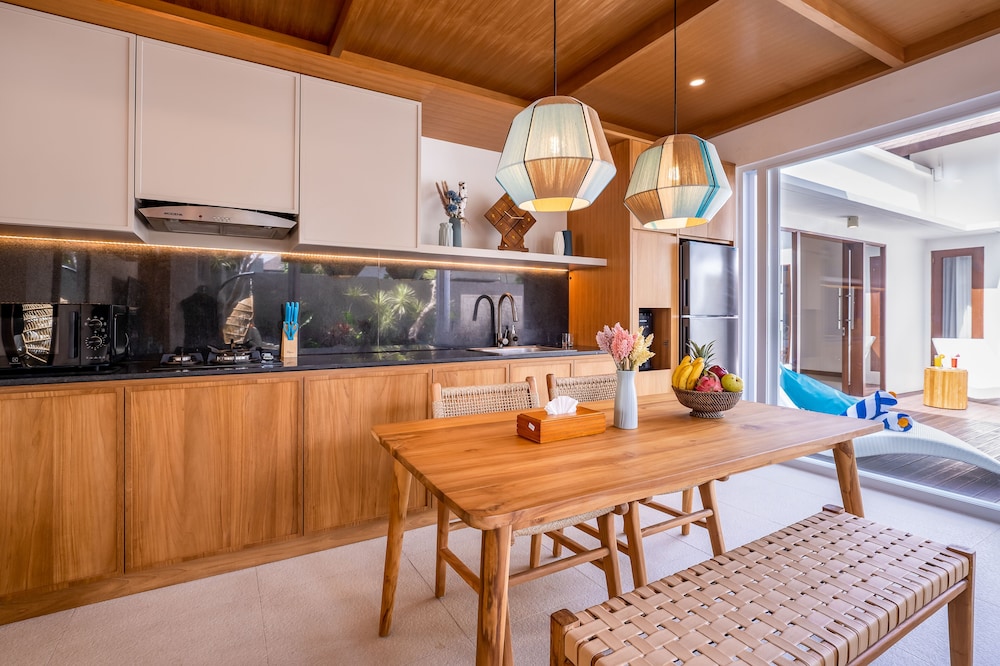 Executive Villa, 1 Bedroom, Pool View photo 3