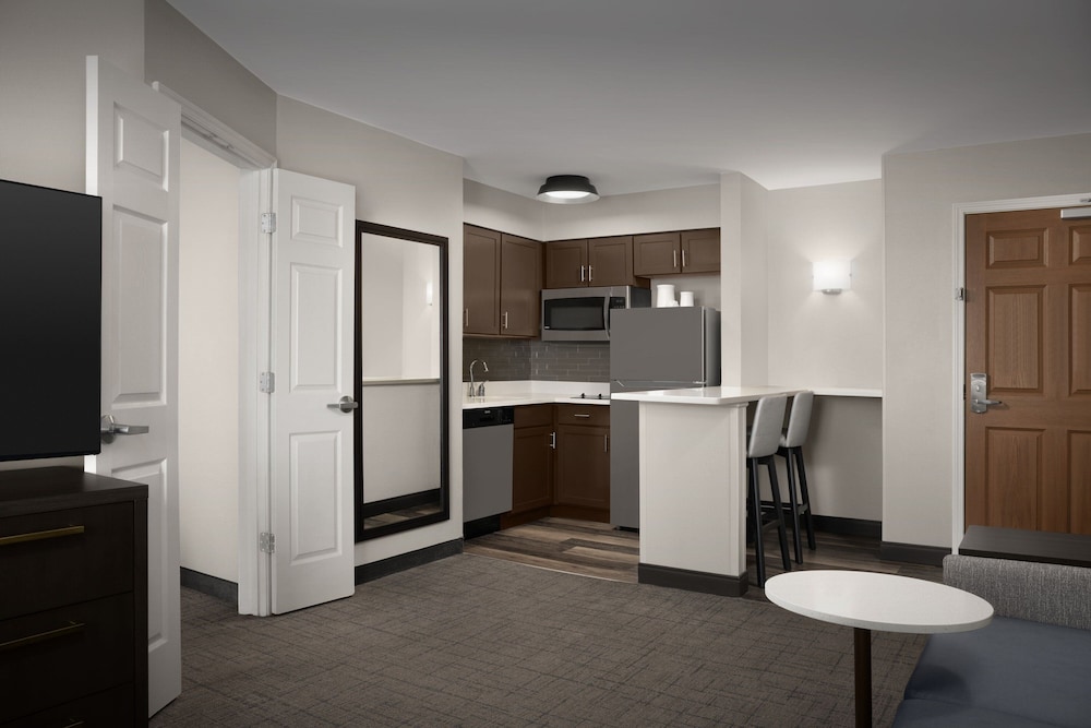 Suite, 1 Bedroom photo 2