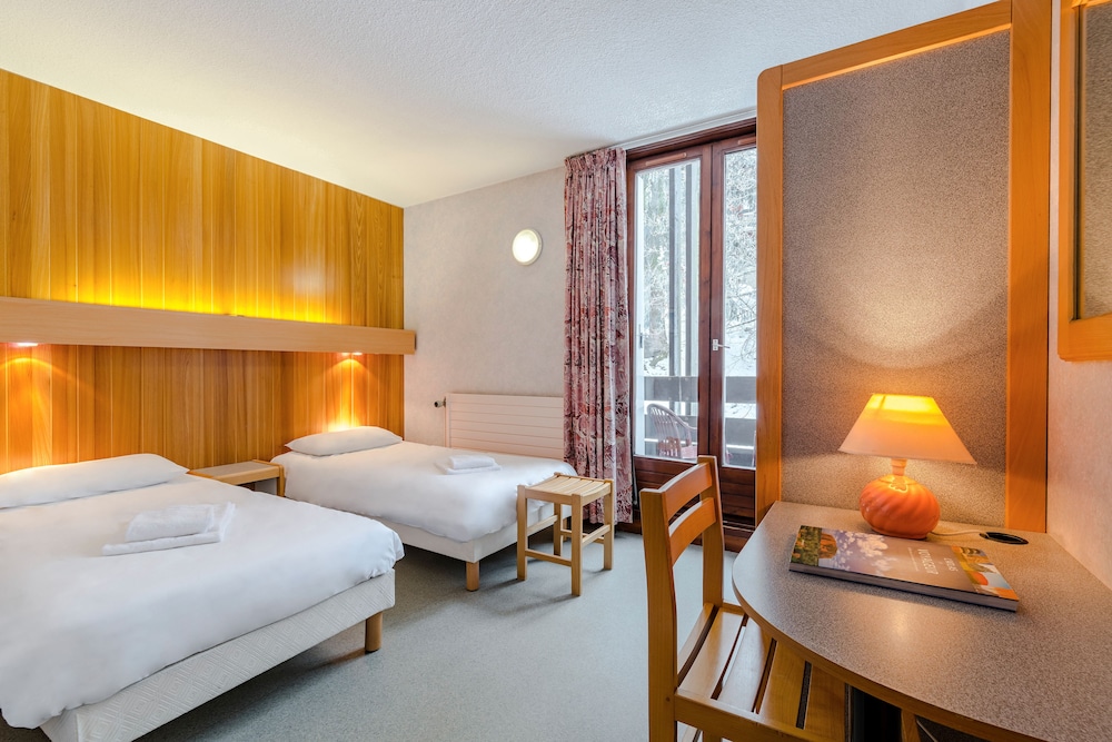 Triple Room - Photo 6