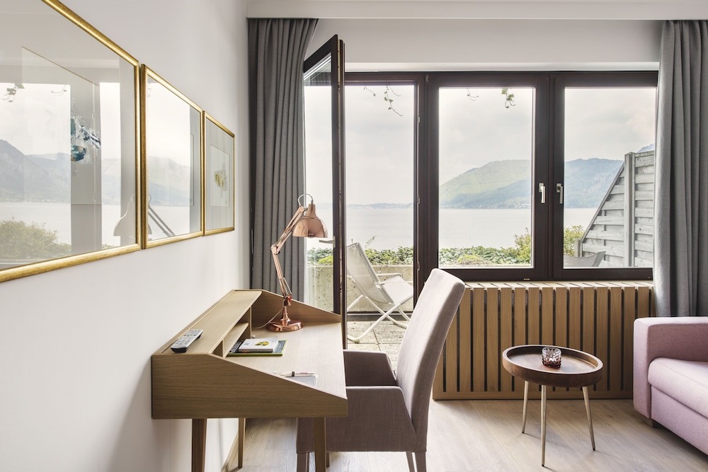 Design Double Room, Balcony, Lake View (Mini) photo 2