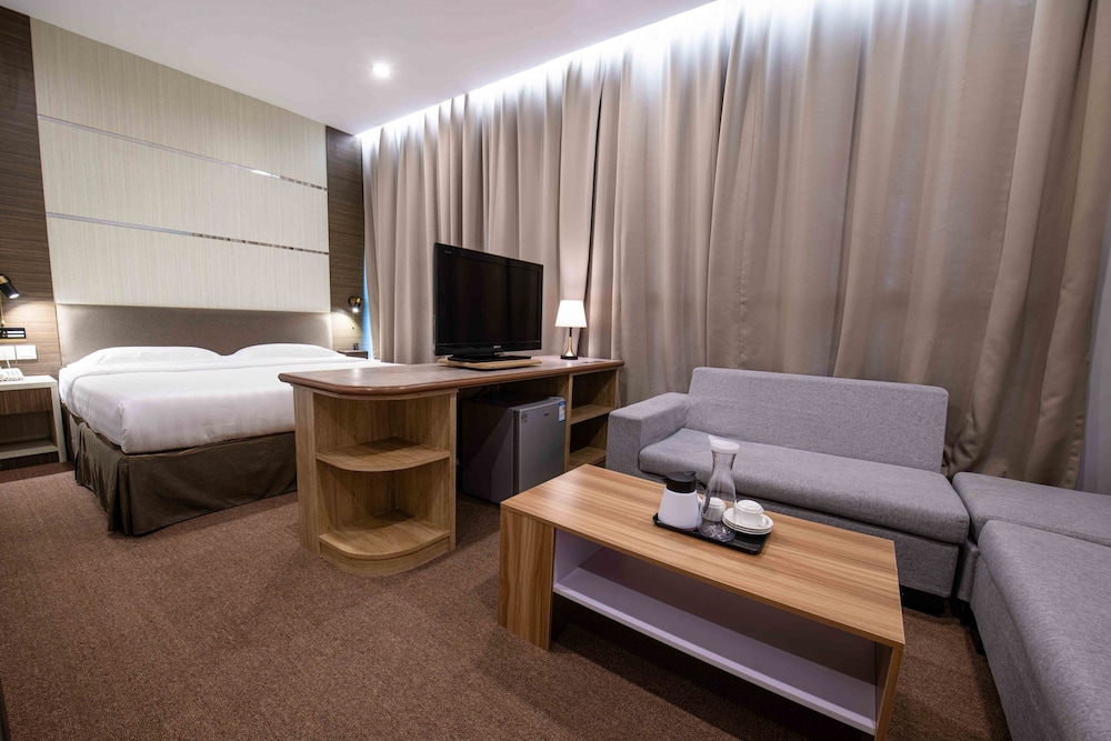 Executive Suite, Multiple Beds, Non Smoking photo 2