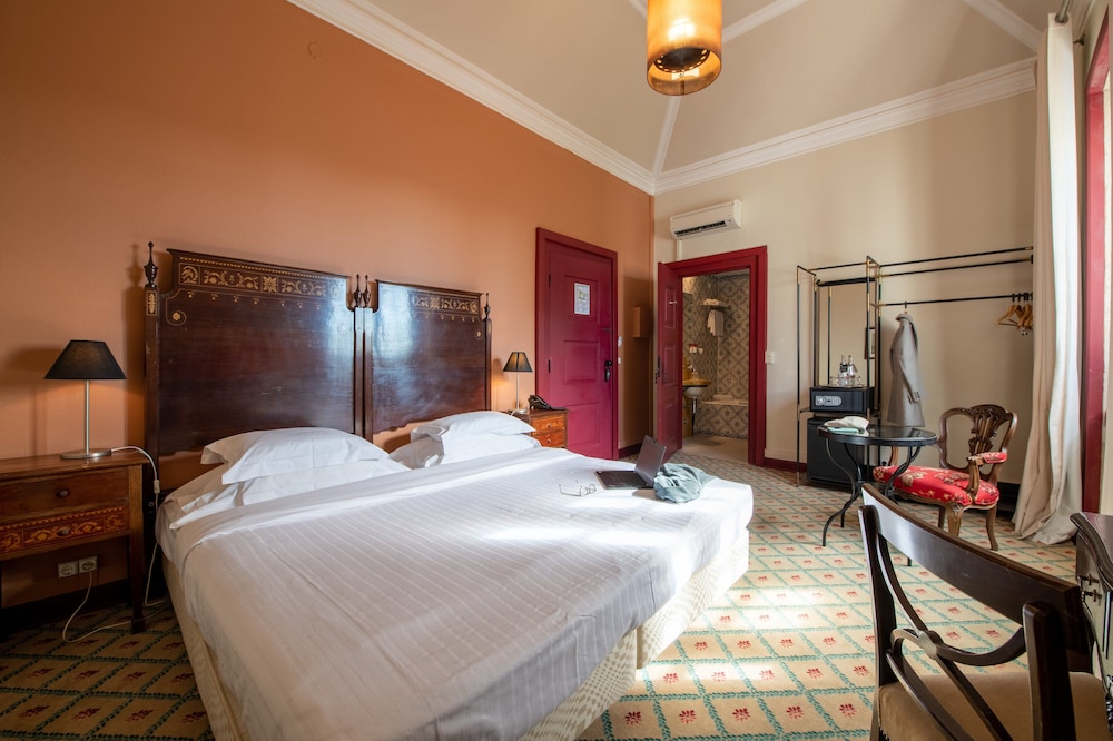Superior Double or Twin Room (Castle)