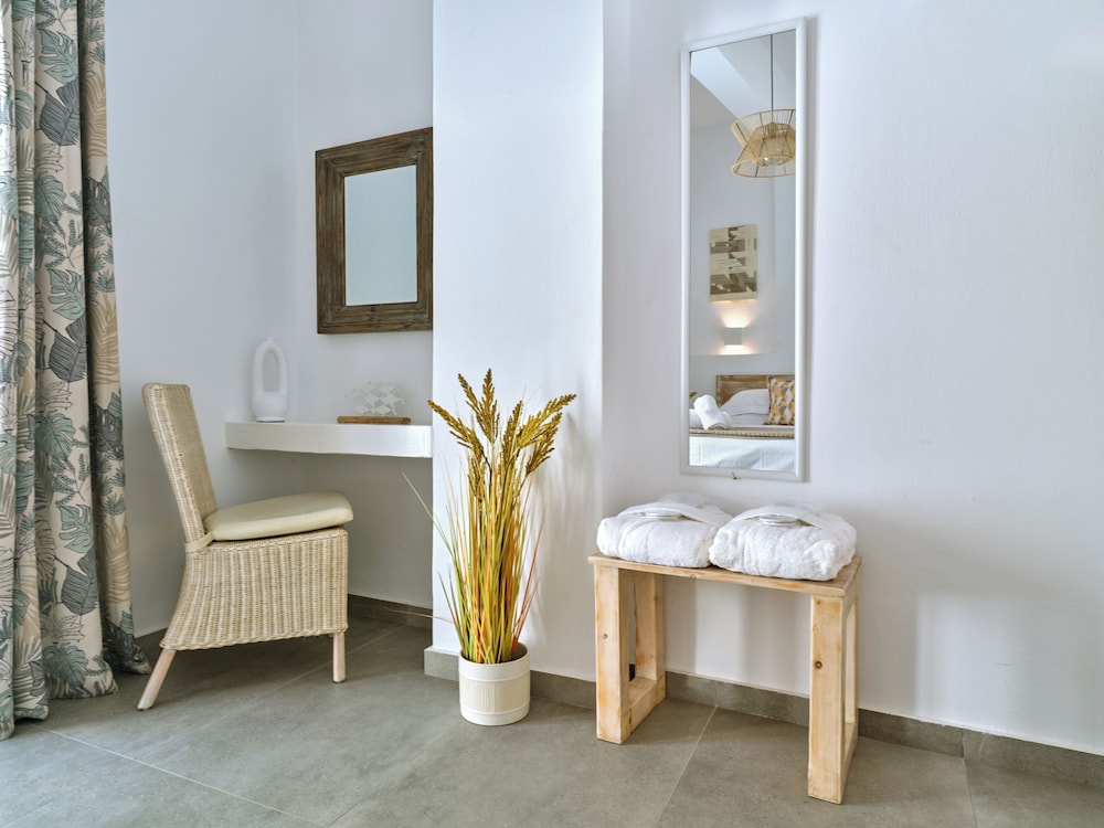 Superior Triple Room, 1 Bedroom - Photo 19