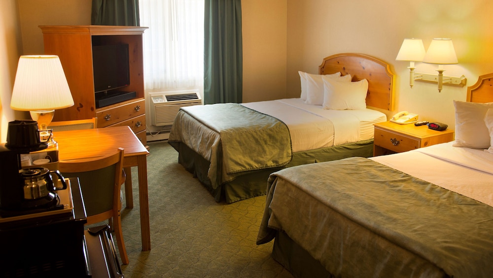 Room, 2 Double Beds, Non Smoking, Refrigerator & Microwave