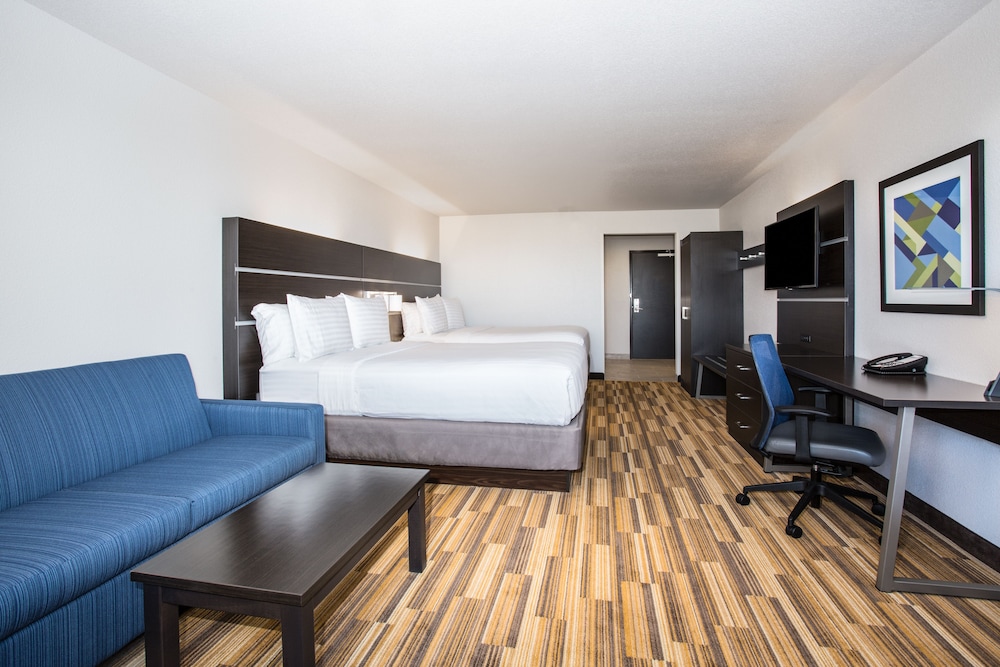 Suite, Multiple Beds, Accessible, Non Smoking (Communications) photo 1