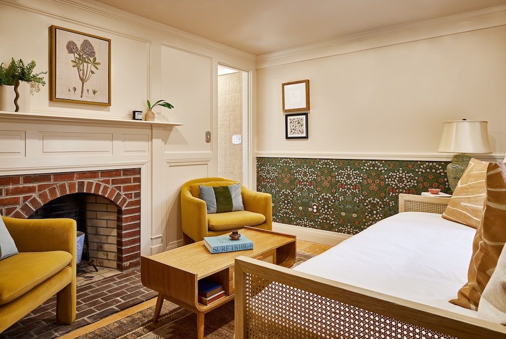 Luxury Triple Room photo 2
