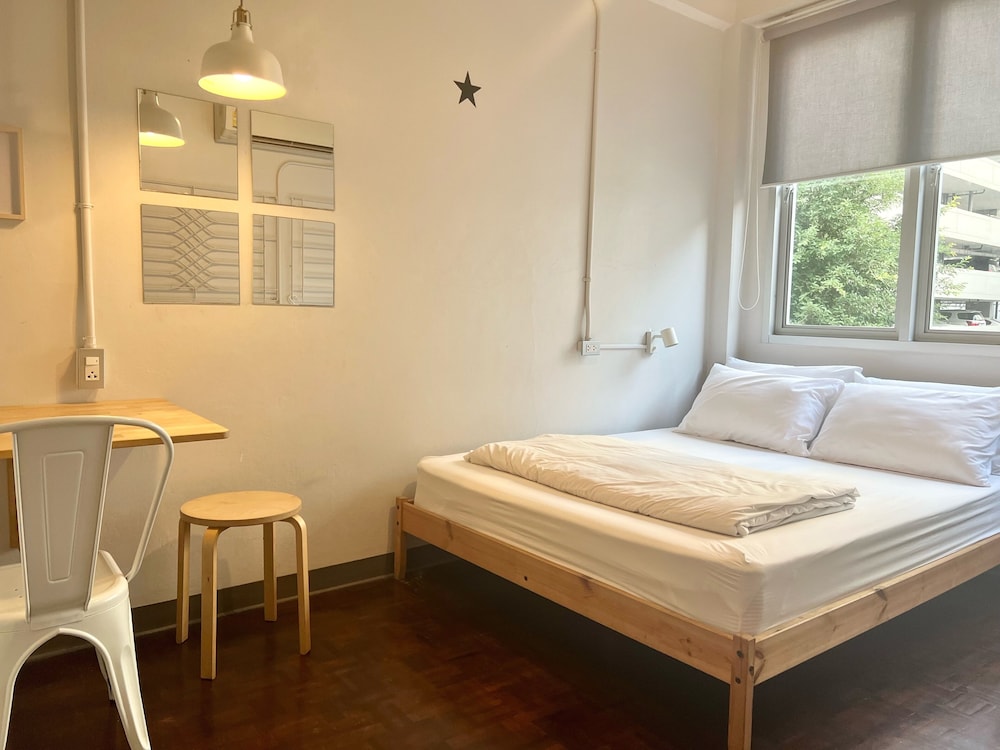 Double Room, Shared Bathroom photo 1
