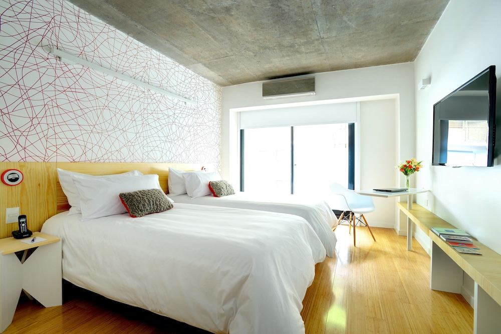 Junior Triple Room, Balcony