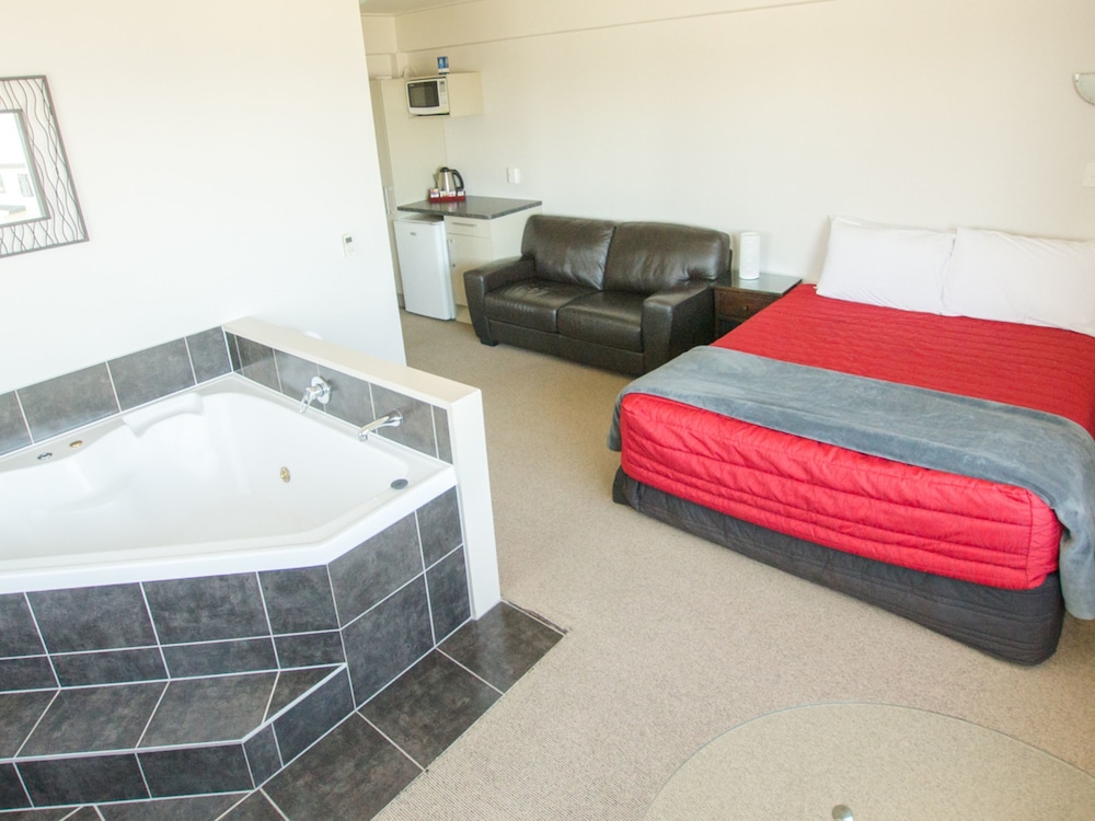 Deluxe Spa Studio photo 3