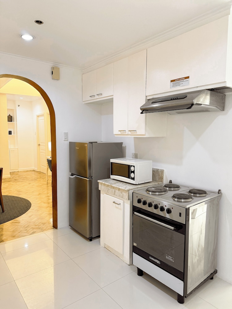 2 Bedroom Family - Photo 3