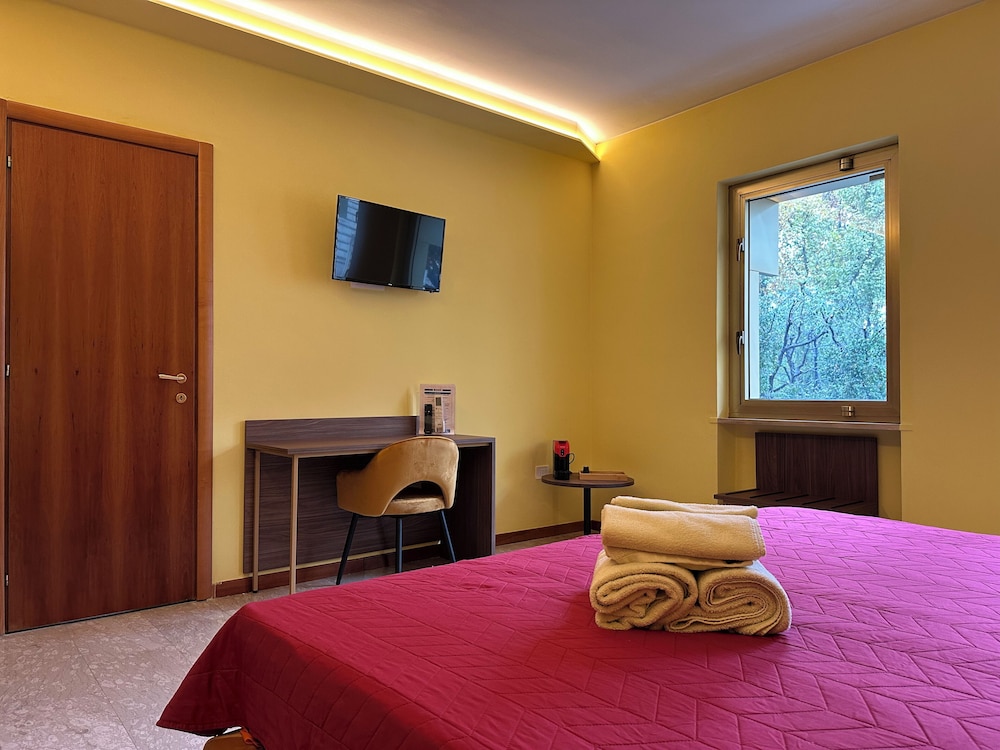 Comfort Double or Twin Room, City View