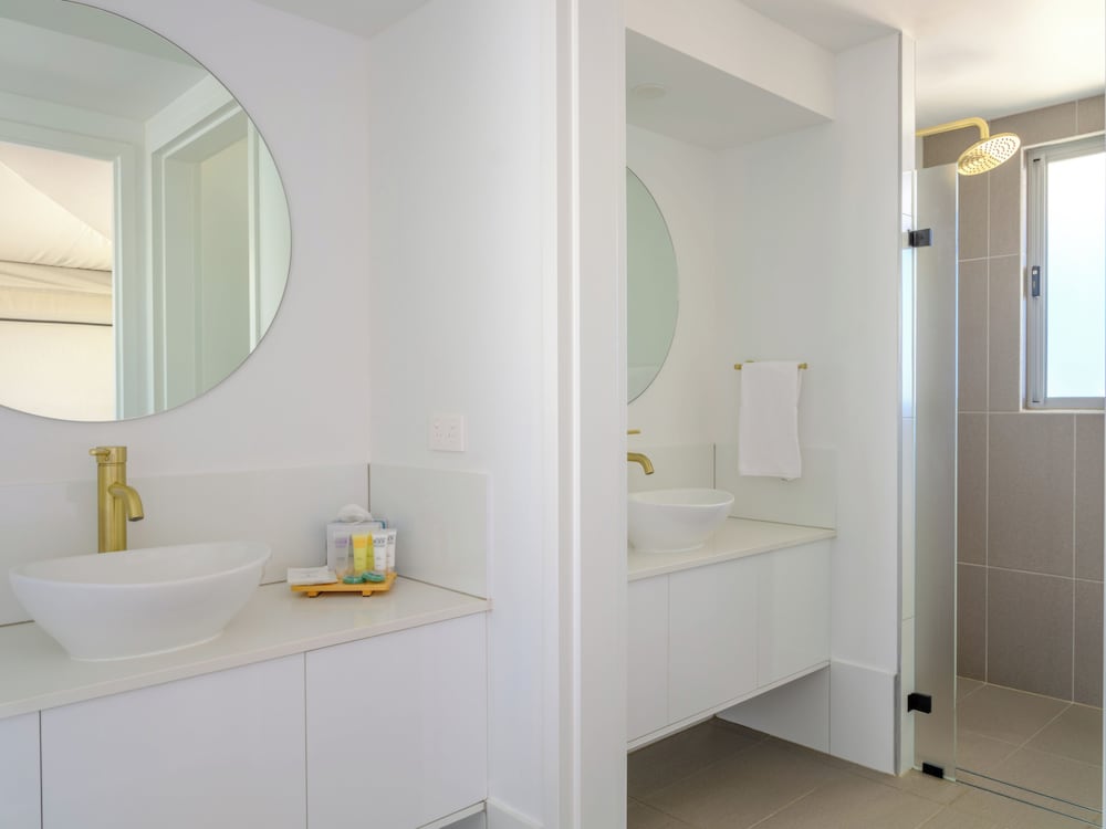Deluxe Oceanside Tent (Adults Only) - Photo 6