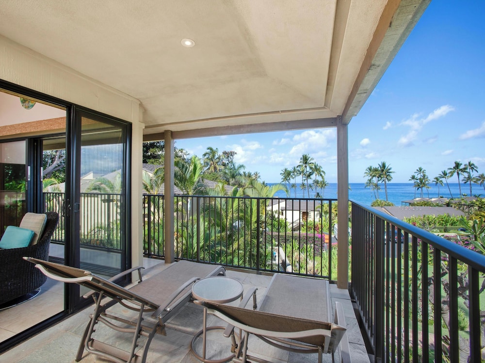 Condo, 2 Bedrooms, Ocean View (2402)