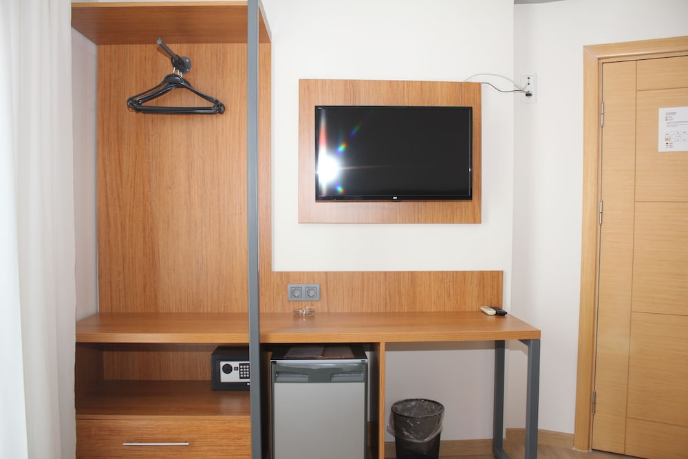 Standard Double Room photo 2