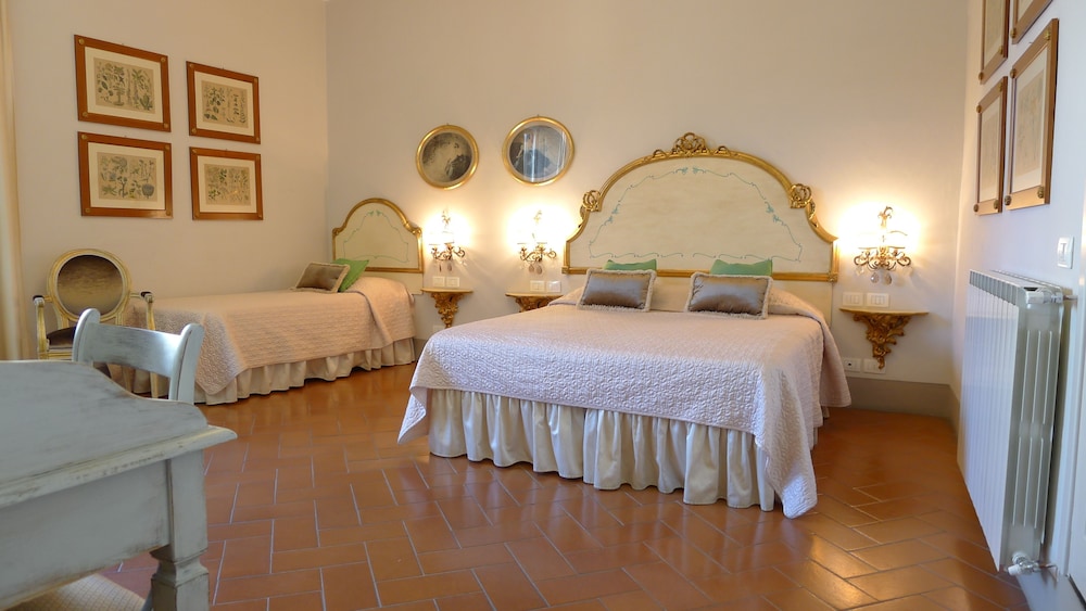 Superior Triple Room, City View