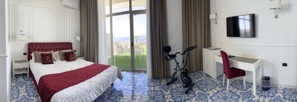 JUNIOR SUITE VIETRI CON SAUNA ESTERNA VISTA MARE photo 2