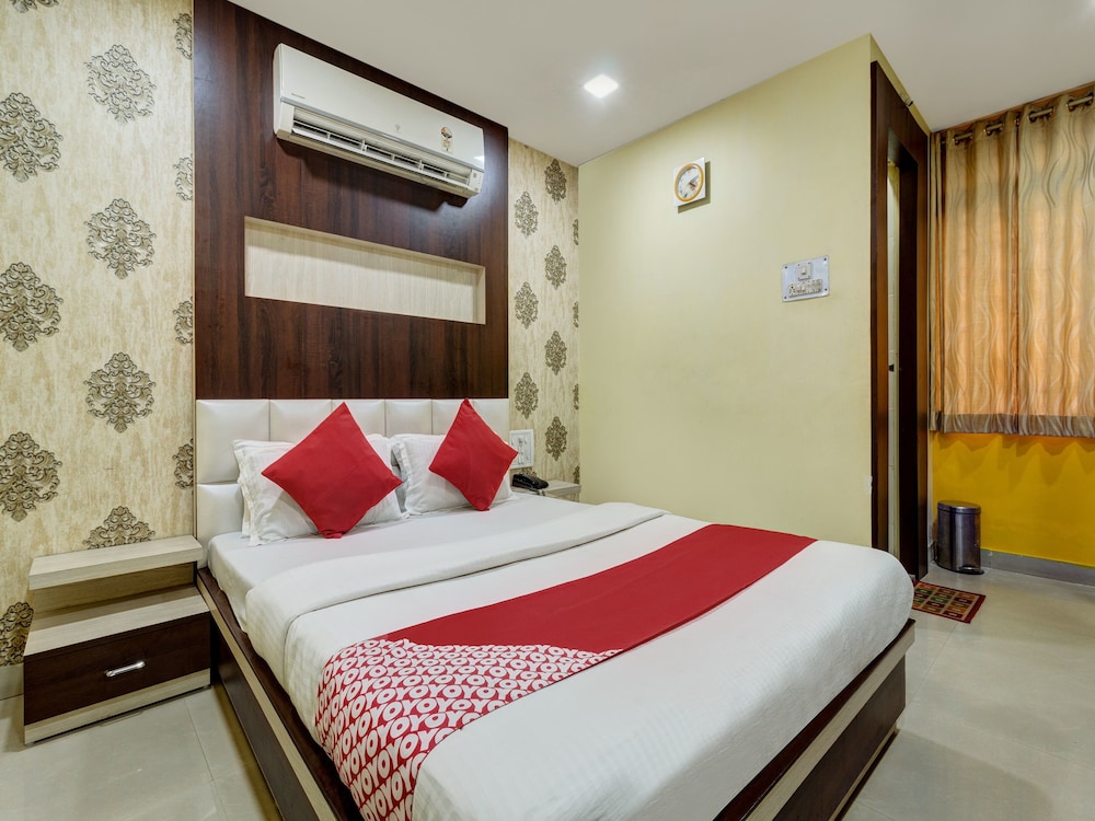 Deluxe Double Or Twin Room, 1 Queen Bed photo 3