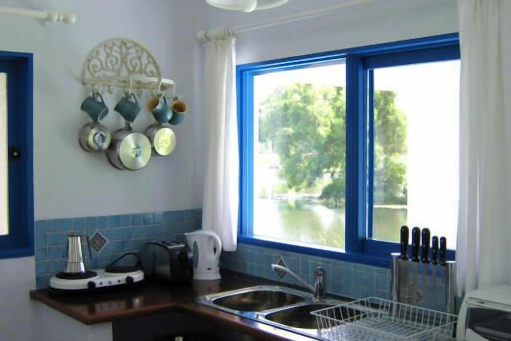 Standard Studio, Non Smoking, Kitchenette (Sweet Lavender) photo 2