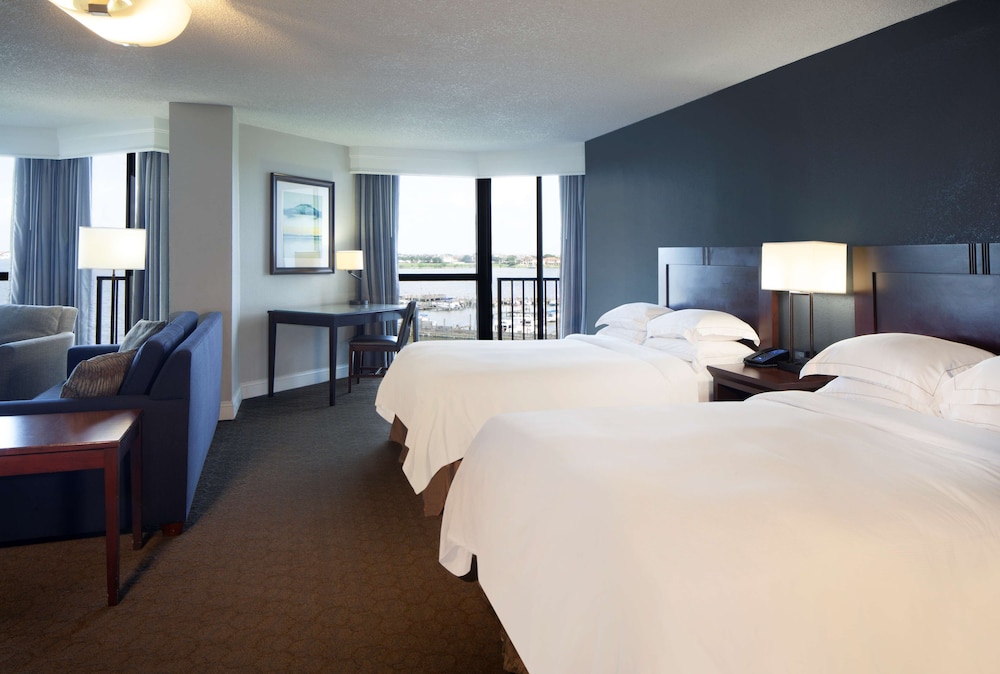 Junior Suite, 2 Double Beds (Marina View) - Photo 7