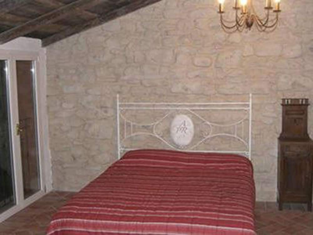 Studio, 1 Queen Bed with Sofa bed, Garden View