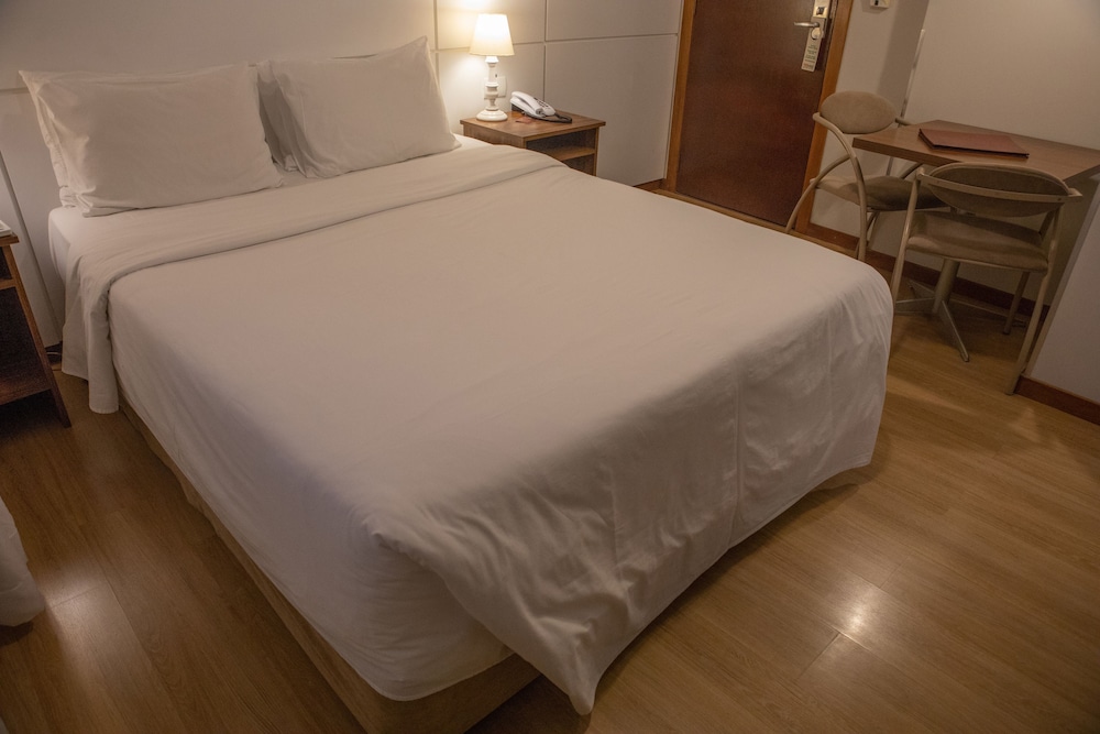 Executive Double or Twin Room, 1 Double or 2 Twin Beds, Air conditioning - Photo 3